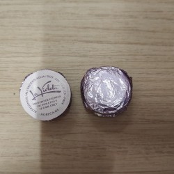 VIOLET FLAVOURED CHOCOLATE BONBON