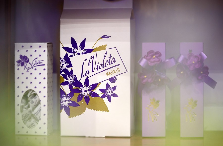 Ideas para sorprender a tus invitados en un bautizo con caramelos La Violeta